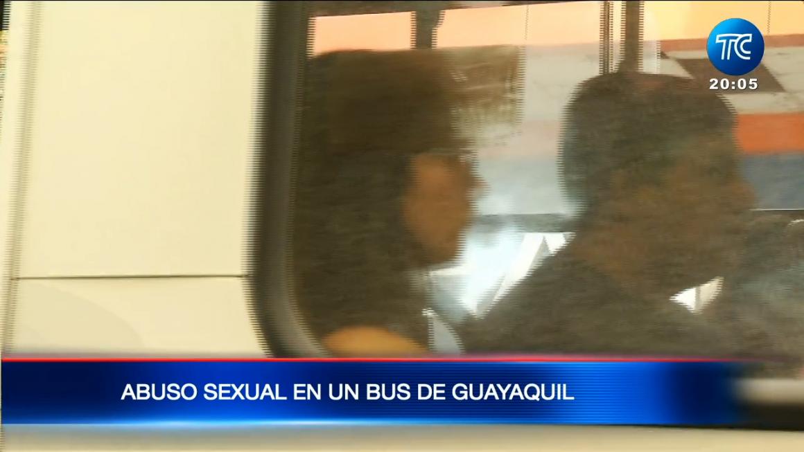 Joven denuncia acoso sexual en un bus de Guayaquil
