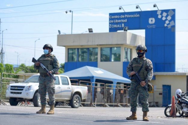 Penitenciaría del Litoral: 24 muertos y al menos 40 heridos tras enfrentamientos entre bandas - Vimarsana News