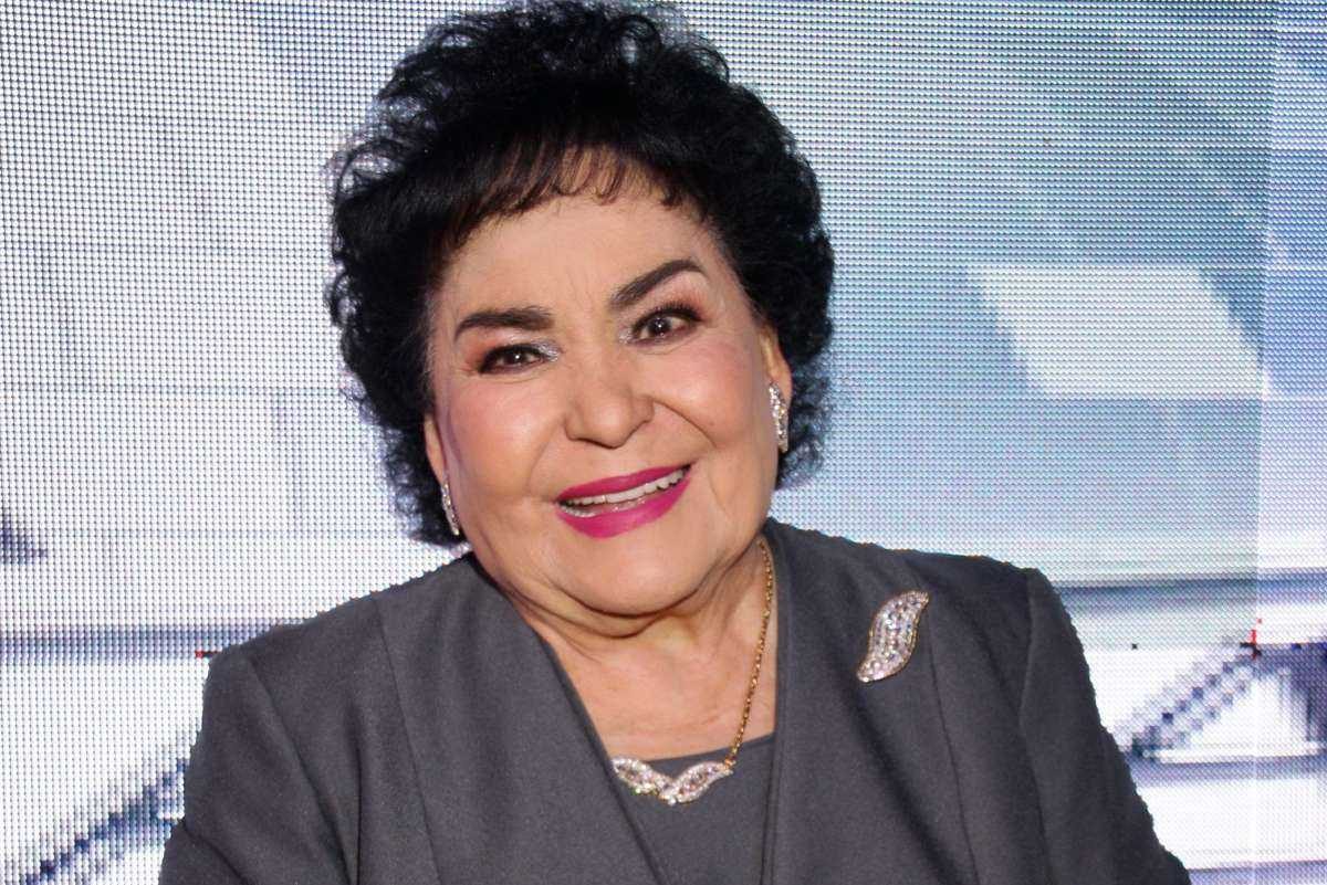 Noticia: Carmen Salinas fue inducida al coma por grave derrame cerebral Carmen Salinas fue inducida al coma por grave derrame cerebral