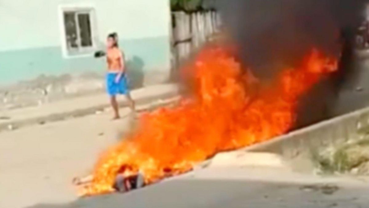 Noticia: Policía busca a responsables de quemar cuerpos en Manabí Policía busca a responsables de quemar cuerpos en Manabí