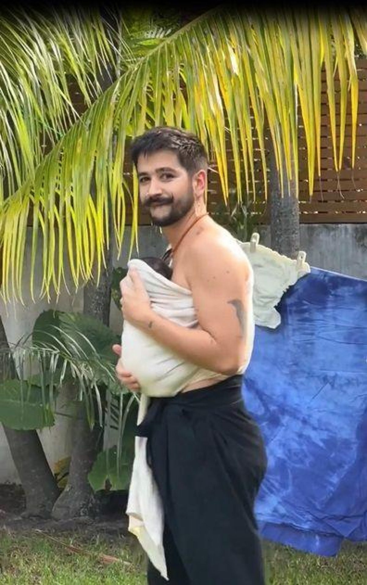 Noticia: El emotivo baile ‘pegao’ de Camilo con su hija Índigo El emotivo baile ‘pegao’ de Camilo con su hija Índigo