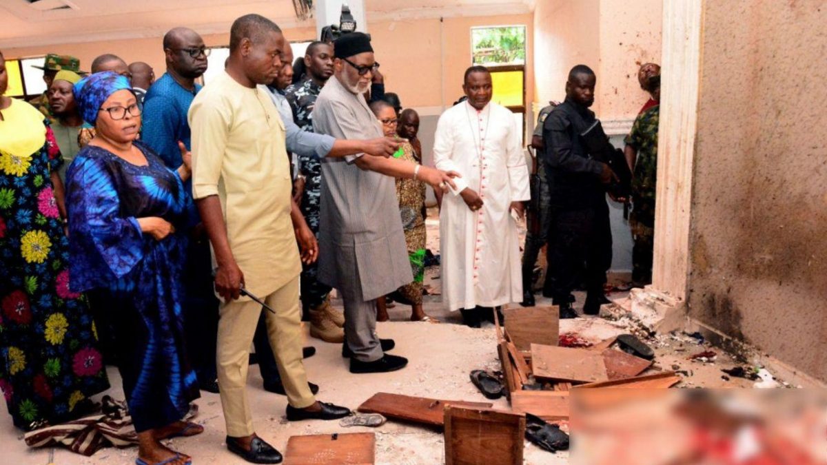 Noticia: Asesinaron cerca de 50 católicos en Nigeria en plena Misa de Pentecostés Asesinaron cerca de 50 católicos en Nigeria en plena Misa de Pentecostés