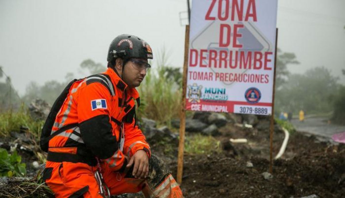 Noticia: Guatemala supera el millón de afectados por las lluvias y las muertes suben a 22 Guatemala supera el millón de afectados por las lluvias y las muertes suben a 22
