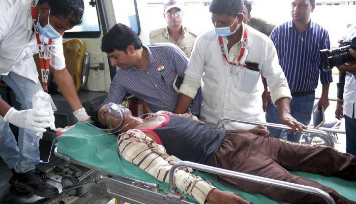 Noticia: India: Al menos 40 muertos por consumo de alcohol adulterado India: Al menos 40 muertos por consumo de alcohol adulterado