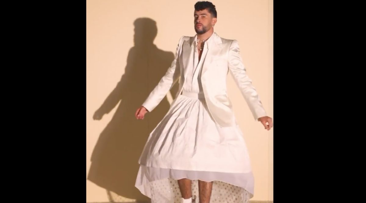 Noticia: Bad Bunny en la portada de la revista de moda Harper's Bazaar Bad Bunny en la portada de la revista de moda Harper's Bazaar