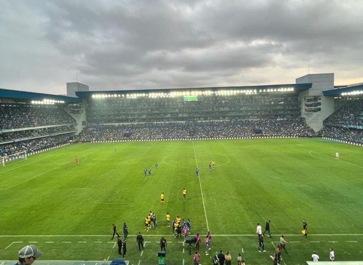 Noticia: Emelec: Capwell suspendido y con multa económica Emelec: Capwell suspendido y con multa económica