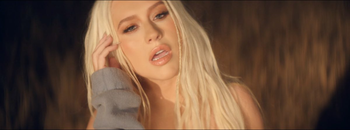 Noticia: Christina Aguilera recuerda con un pasillo la violencia de su padre ecuatoriano Christina Aguilera recuerda con un pasillo la violencia de su padre ecuatoriano