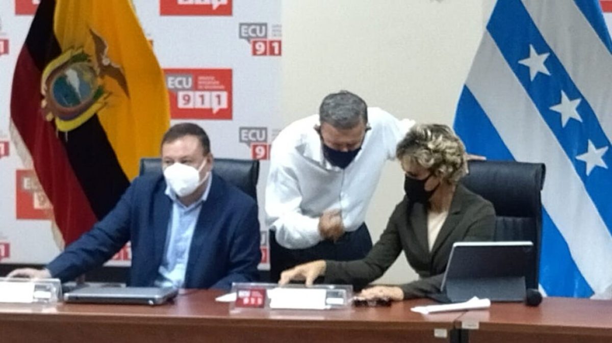 Noticia: Guayaquil pasa de registrar siete a 10 muertes diarias por Covid-19 Guayaquil pasa de registrar siete a 10 muertes diarias por Covid-19