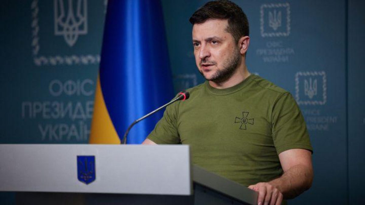 Noticia: Rusia debe retirar sus tropas si quiere que Ucrania renuncie a la OTAN, afirma Zelenski Rusia debe retirar sus tropas si quiere que Ucrania renuncie a la OTAN, afirma Zelenski