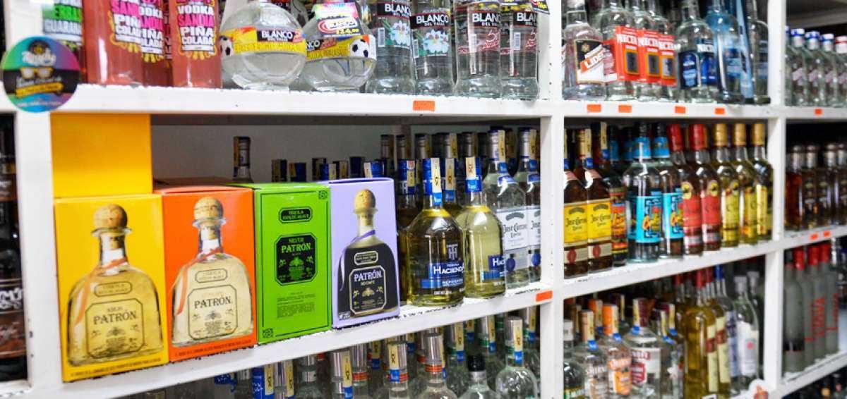 Noticia: COE cantonal de Guayaquil extiende el horario para la venta y consumo de alcohol COE cantonal de Guayaquil extiende el horario para la venta y consumo de alcohol