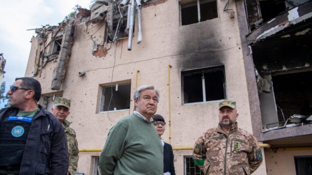 Noticia: Ataque ruso en Kiev durante visita de secretario general de la ONU Ataque ruso en Kiev durante visita de secretario general de la ONU