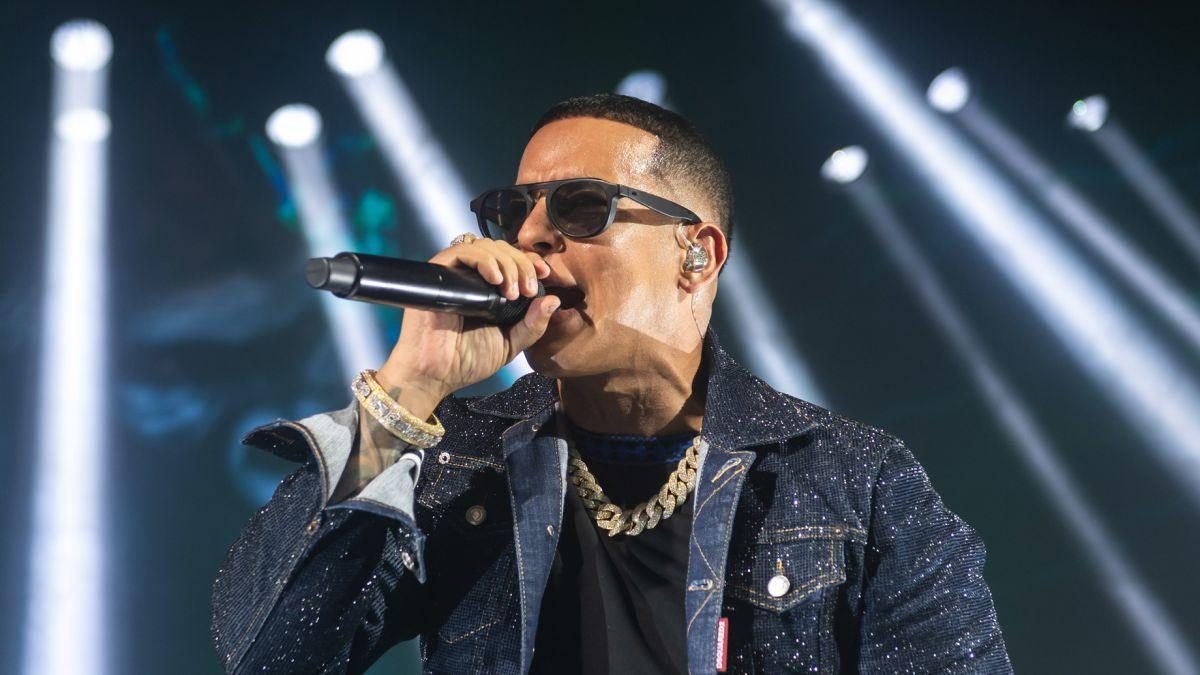 Noticia: Fanáticos de Daddy Yankee sufren por entradas para el concierto en Guayaquil Fanáticos de Daddy Yankee sufren por entradas para el concierto en Guayaquil
