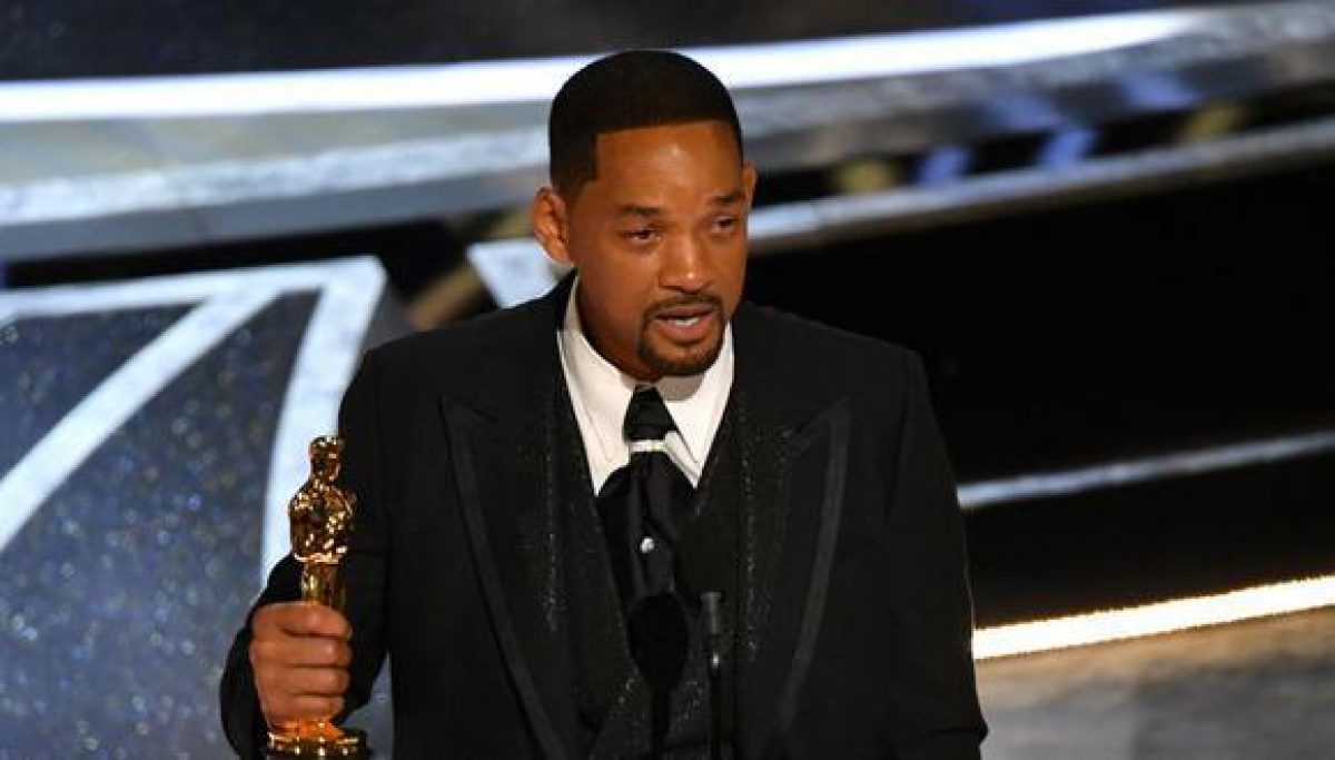 Noticia: Will Smith se disculpa con Chris Rock por lo ocurrido en los Premios Oscars Will Smith se disculpa con Chris Rock por lo ocurrido en los Premios Oscars