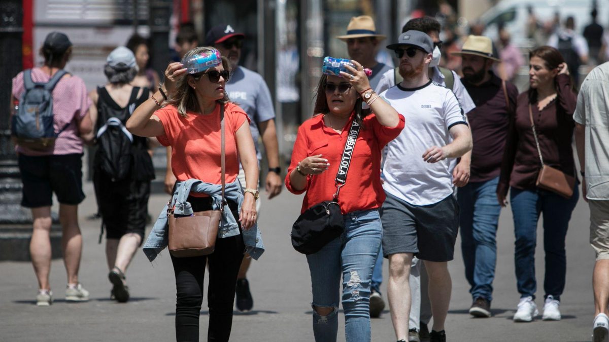 Noticia: Ola de calor en España es la más intensa de los últimos 20 años Ola de calor en España es la más intensa de los últimos 20 años