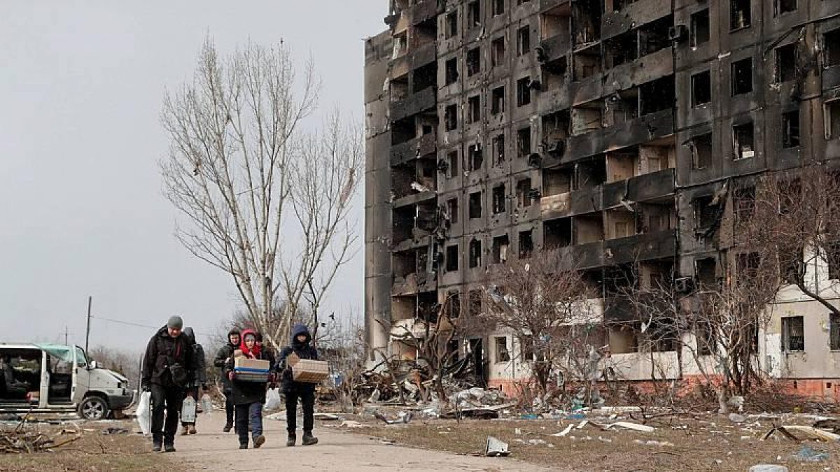 Noticia: Maríupol está "destruida hasta las cenizas", dice Zelenski Maríupol está "destruida hasta las cenizas", dice Zelenski