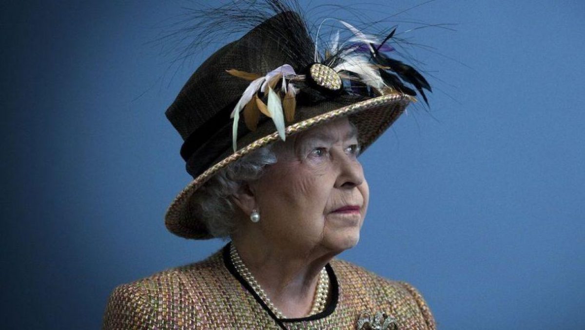Noticia: La reina Isabel II cumple 95 años en medio del luto La reina Isabel II cumple 95 años en medio del luto