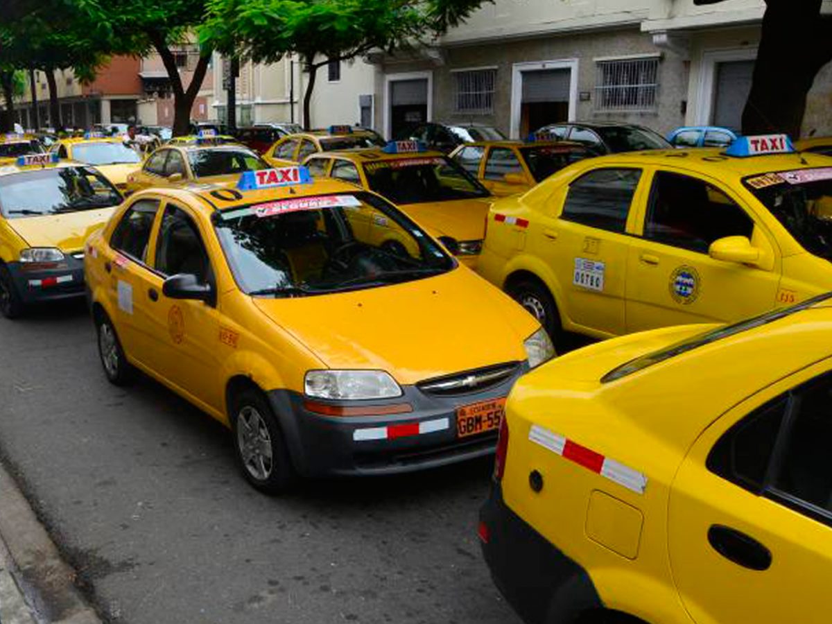 Noticia: ¿Los taxis pueden circular en el toque de queda? ¿Los taxis pueden circular en el toque de queda?