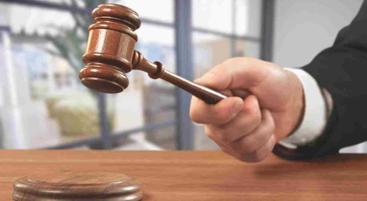Noticia: "Lo maté yo porque quería abusar de mi hermanito": liberan a adolescente que mató a su padre "Lo maté yo porque quería abusar de mi hermanito": liberan a adolescente que mató a su padre