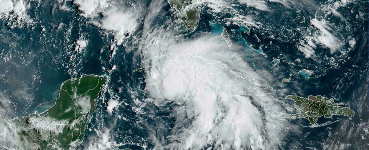 Noticia: EE.UU. se prepara para el "extremadamente peligroso" huracán Ida EE.UU. se prepara para el "extremadamente peligroso" huracán Ida