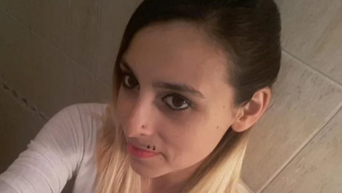 Noticia: Hombre habría estrangulado a su hijastra en Argentina Hombre habría estrangulado a su hijastra en Argentina