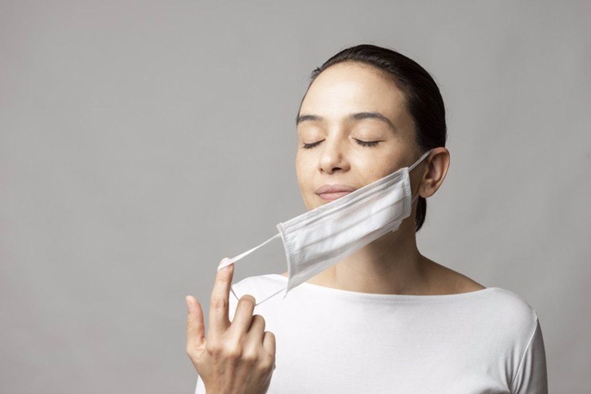 Noticia: Uso de mascarillas al aire libre dejará de ser obligatorio en Argentina en octubre Uso de mascarillas al aire libre dejará de ser obligatorio en Argentina en octubre