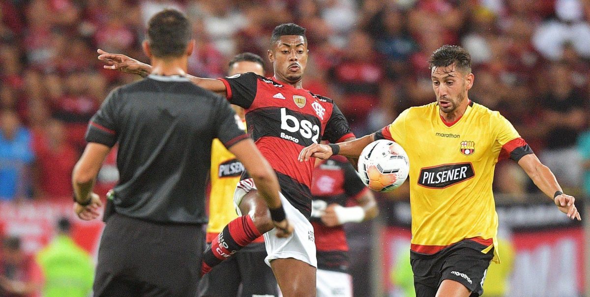 Noticia: ¿Quién es el árbitro del partido Flamengo vs Barcelona? ¿Quién es el árbitro del partido Flamengo vs Barcelona?