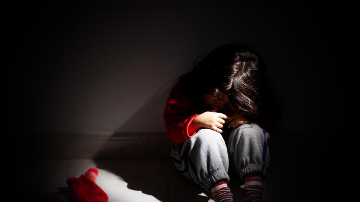 Noticia: Más de 200.000 menores sufrieron abusos sexuales en la iglesia católica de Francia Más de 200.000 menores sufrieron abusos sexuales en la iglesia católica de Francia