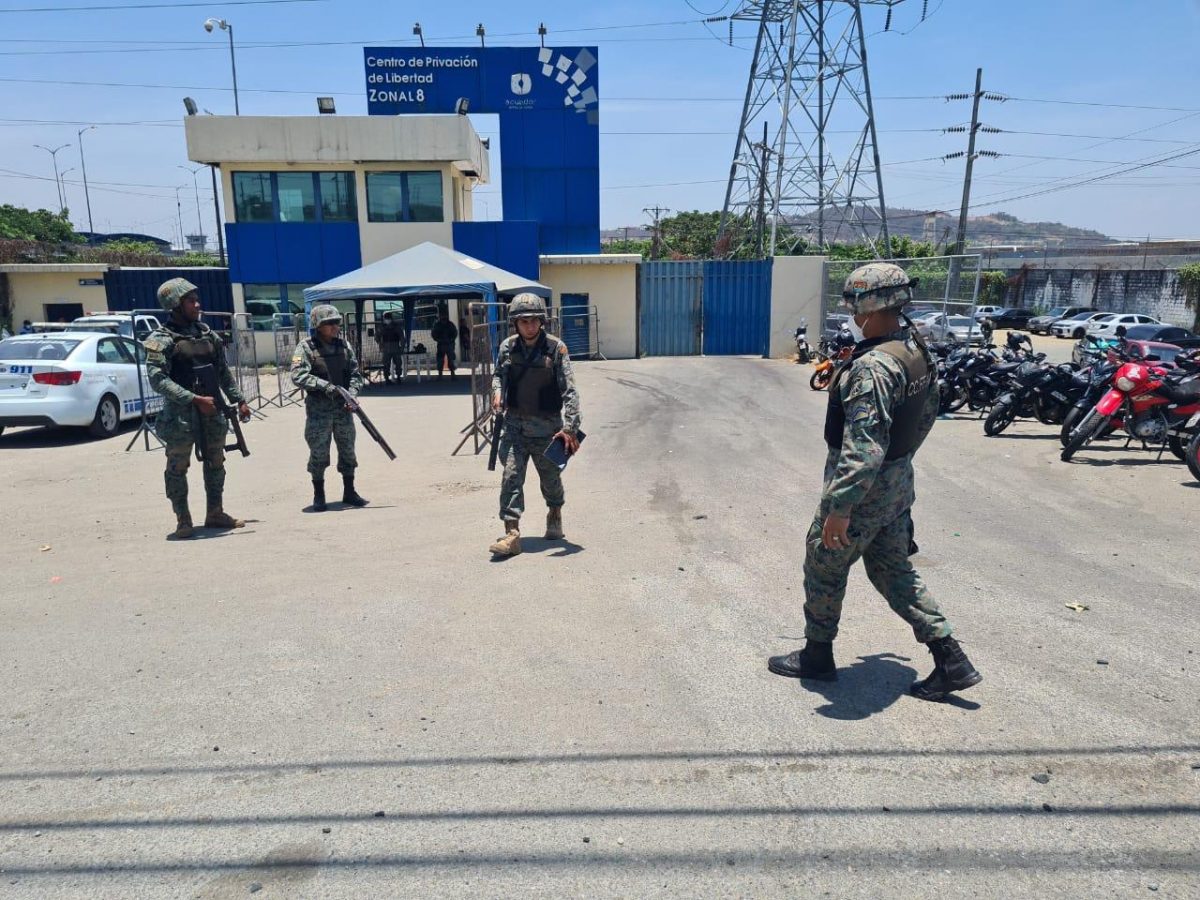 Noticia: Nuevo enfrentamiento en la Penitenciaría deja tres presos muertos, informó el SNAI Nuevo enfrentamiento en la Penitenciaría deja tres presos muertos, informó el SNAI