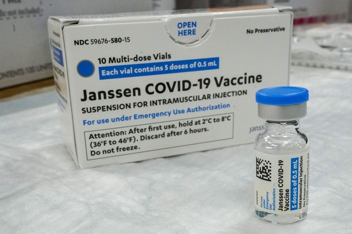 Noticia: La vacuna de Johnson & Johnson es la que más eficiencia pierde con el tiempo La vacuna de Johnson & Johnson es la que más eficiencia pierde con el tiempo