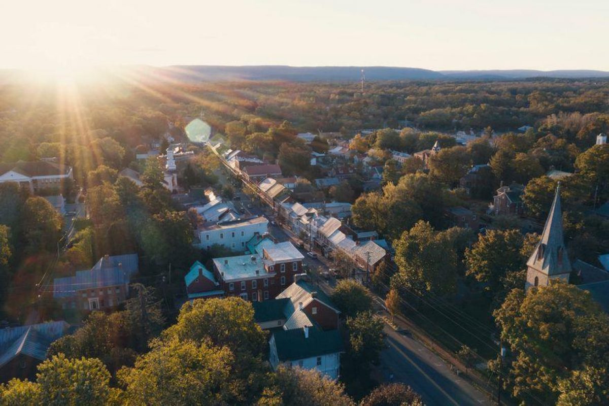 Noticia: Programa paga USD 10.000 a personas que se muden a West Virginia, EE.UU. Programa paga USD 10.000 a personas que se muden a West Virginia, EE.UU.