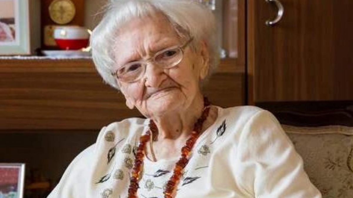 Noticia: Muere a sus 116 años la segunda persona más anciana del mundo Muere a sus 116 años la segunda persona más anciana del mundo