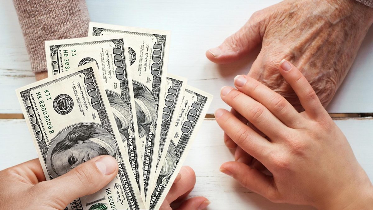 Noticia: Adultos mayores reciben pensiones alimenticias en Ecuador: ¿Quiénes pagan y cuánto? Adultos mayores reciben pensiones alimenticias en Ecuador: ¿Quiénes pagan y cuánto?