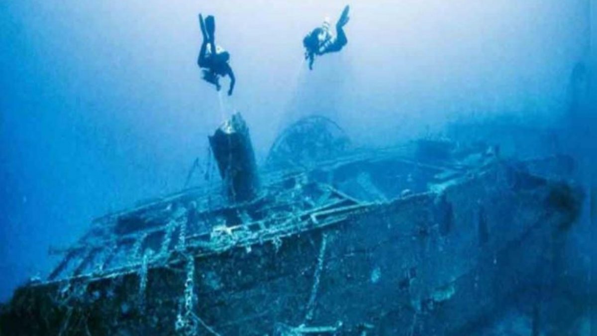 Noticia: Buzos descubren submarino que naufragó en la Segunda Guerra Mundial Buzos descubren submarino que naufragó en la Segunda Guerra Mundial