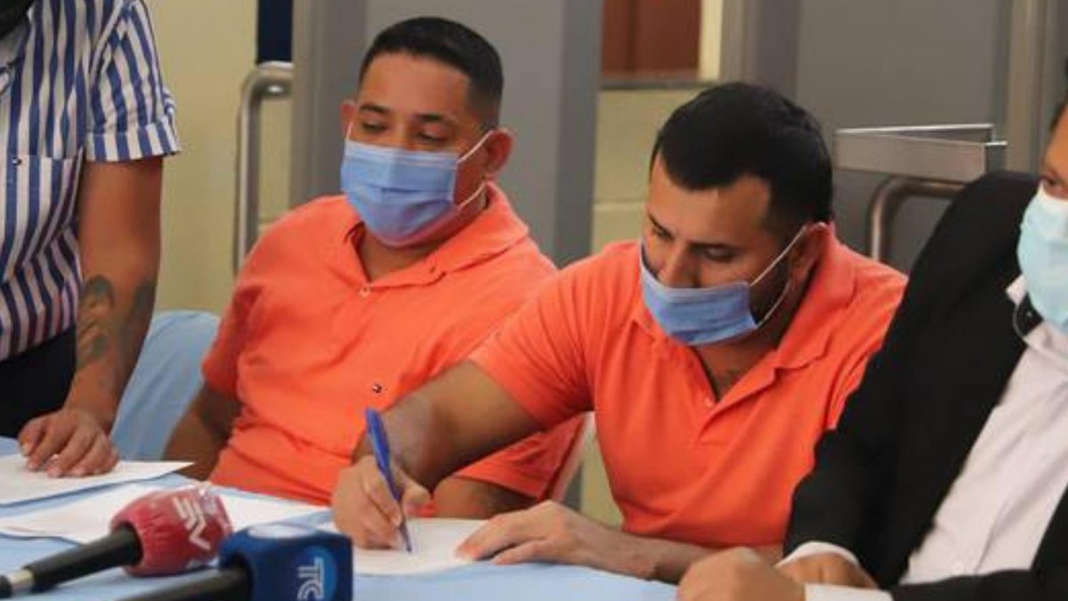 Noticia: La historia detrás de alias ‘Junior’, uno de los líderes de Los Choneros que busca salir libre La historia detrás de alias ‘Junior’, uno de los líderes de Los Choneros que busca salir libre