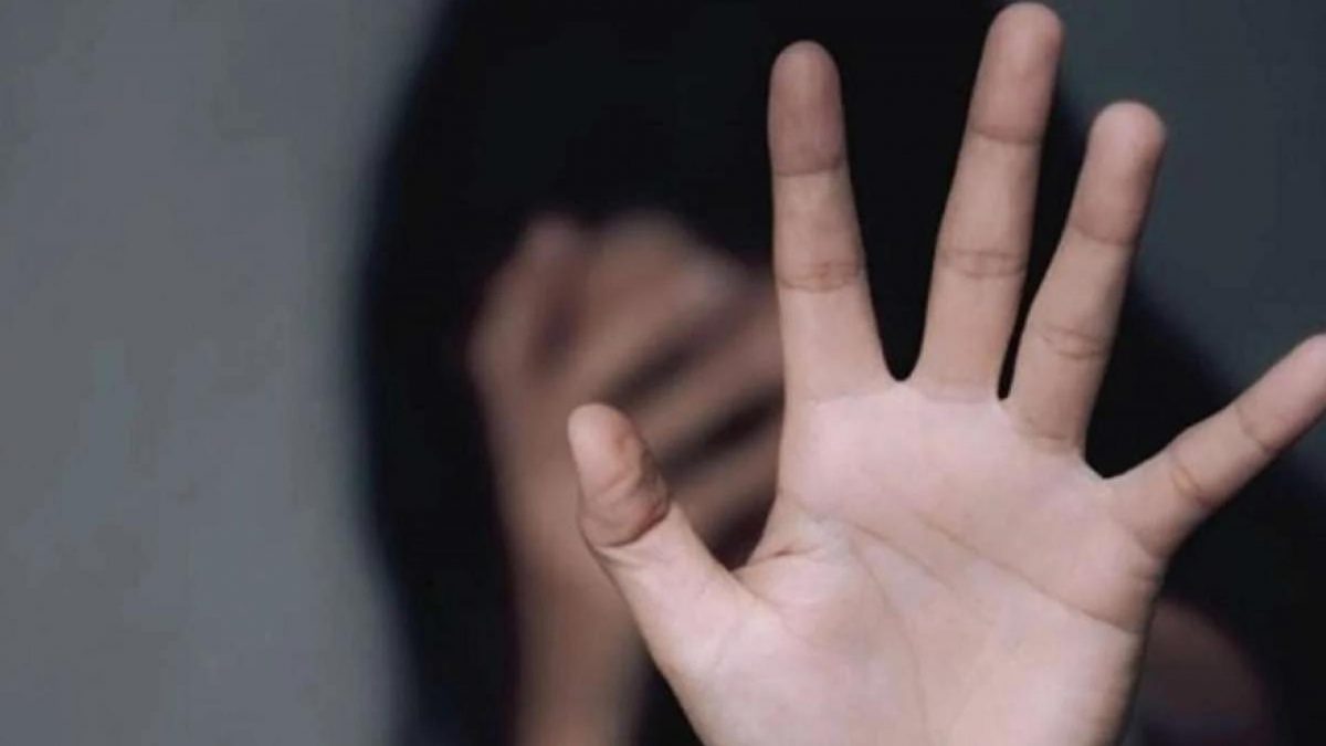 Noticia: Adolescente fue violada en transporte escolar de Ecuador Adolescente fue violada en transporte escolar de Ecuador