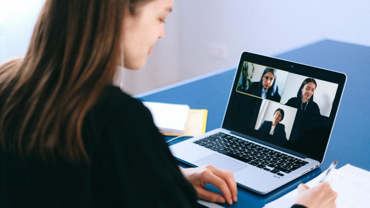 Noticia: En Portugal ya es ilegal que tu jefe te escriba después del trabajo En Portugal ya es ilegal que tu jefe te escriba después del trabajo