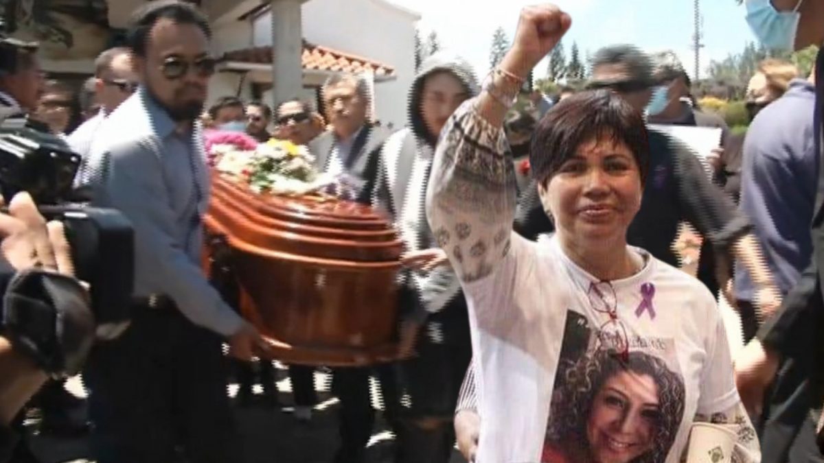Noticia: Así fue el último adiós a María Belén Bernal Así fue el último adiós a María Belén Bernal
