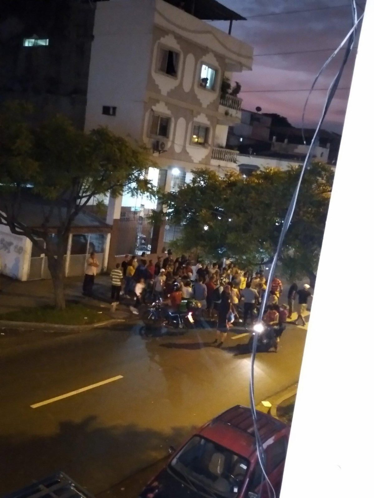 Noticia: Guayaquil: Mujer en moto eléctrica fallece arrollada por bus urbano Guayaquil: Mujer en moto eléctrica fallece arrollada por bus urbano