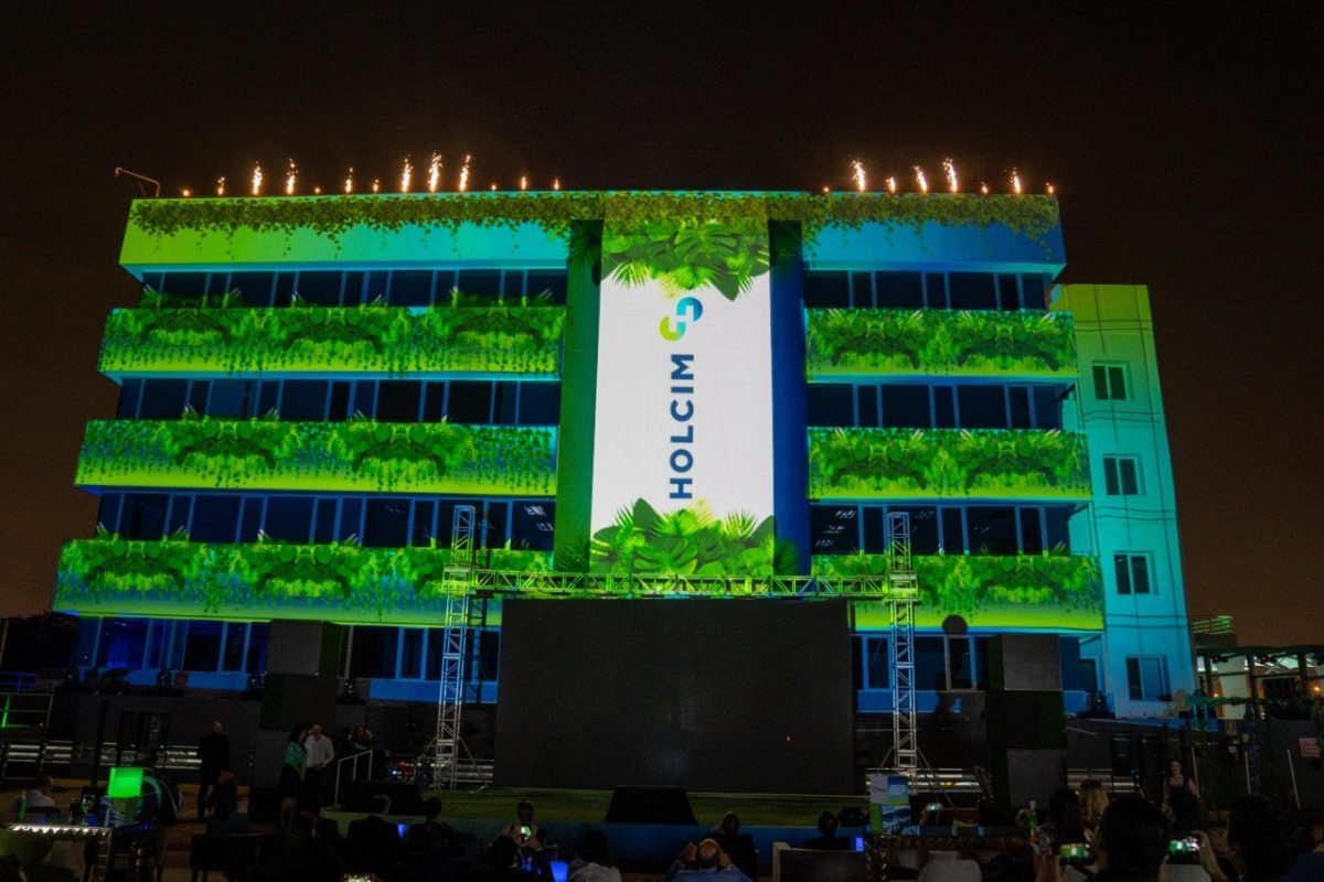 Noticia: Holcim Ecuador se transforma en una empresa de soluciones sostenibles e innovadoras para la construcción Holcim Ecuador se transforma en una empresa de soluciones sostenibles e innovadoras para la construcción