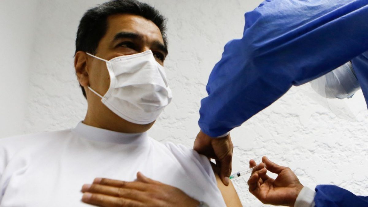 Noticia: Nicolás Maduro recibe vacuna contra Covid-19: Anuncian vacunación de profesores Nicolás Maduro recibe vacuna contra Covid-19: Anuncian vacunación de profesores