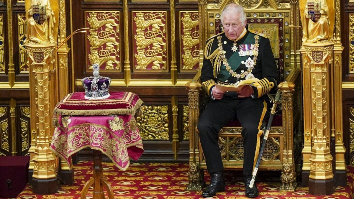 Noticia: Carlos III es el nuevo rey del Reino Unido en subir al trono Carlos III es el nuevo rey del Reino Unido en subir al trono