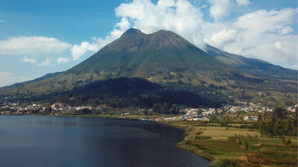 Noticia: Taita Imbabura declarada nueva área protegida de Ecuador Taita Imbabura declarada nueva área protegida de Ecuador