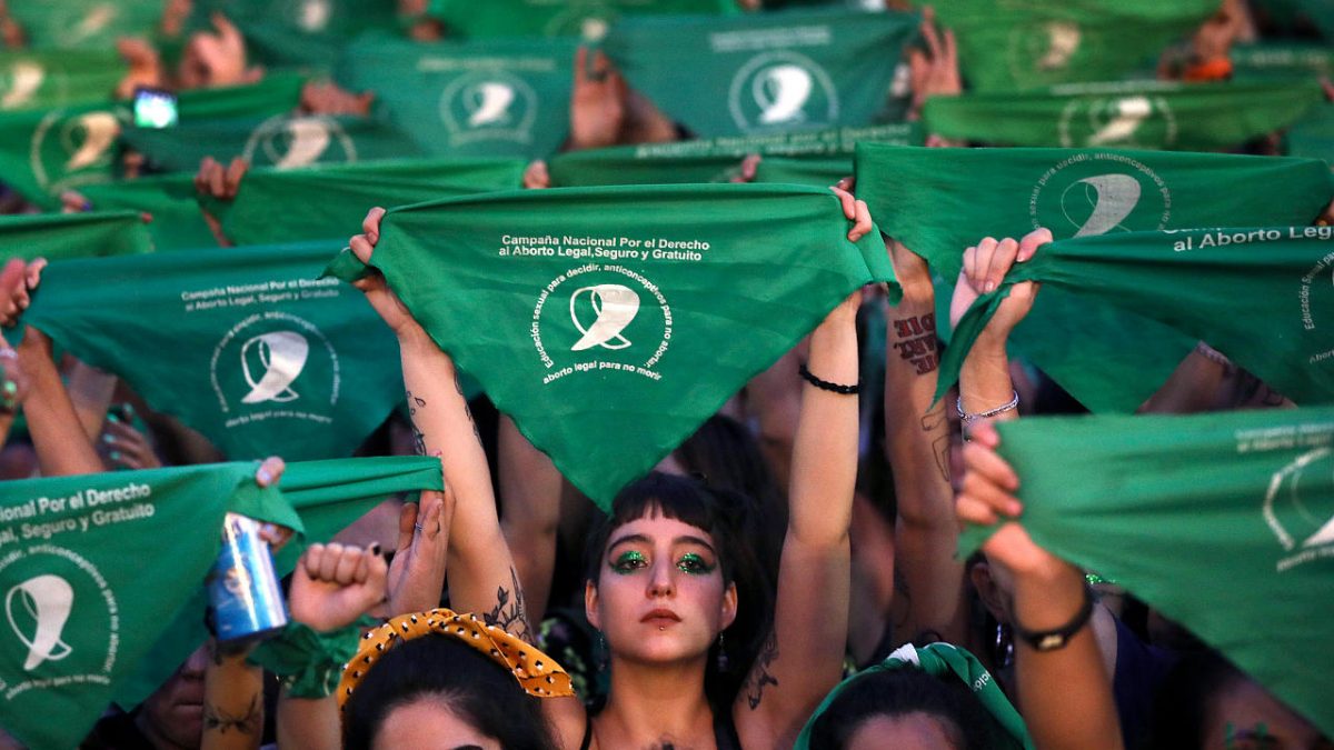 Noticia: Argentina legaliza el aborto: será segura y gratuita Argentina legaliza el aborto: será segura y gratuita