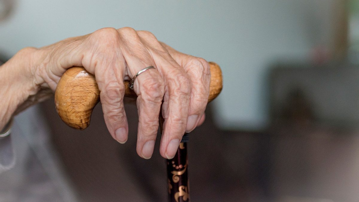 Noticia: Mujer de 67 años detiene a un intruso con técnicas de artes marciales Mujer de 67 años detiene a un intruso con técnicas de artes marciales