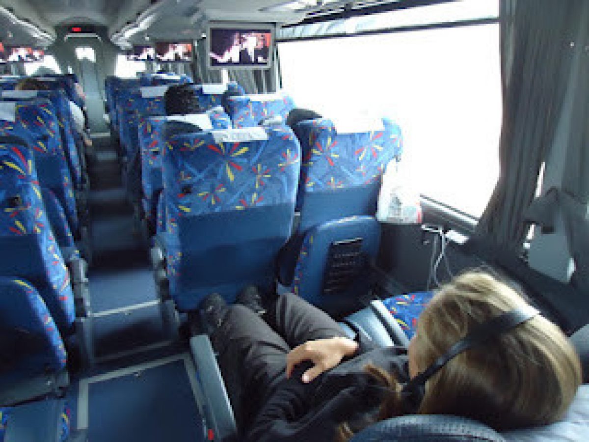 Noticia: Ecuador: Prohíben películas violentas en el transporte público Ecuador: Prohíben películas violentas en el transporte público