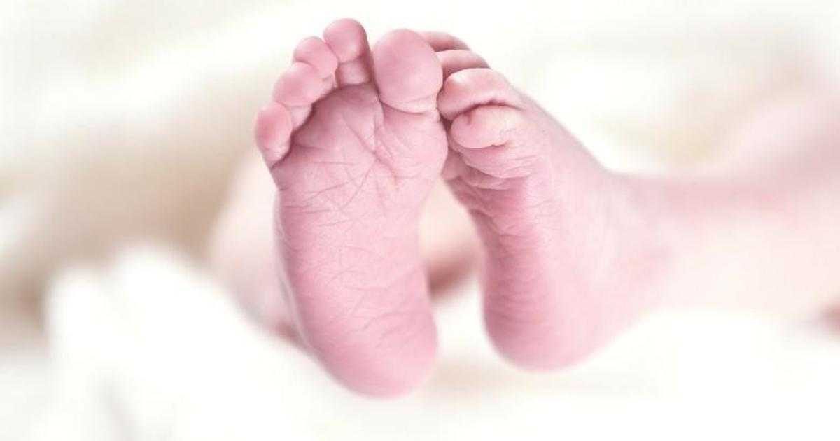 Noticia: Mujer atrapó a un bebé que cayó por la ventana de un edificio Mujer atrapó a un bebé que cayó por la ventana de un edificio