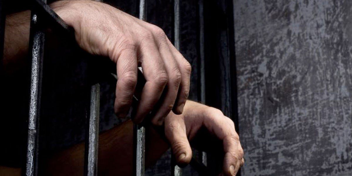 Noticia: Corte de Colombia invalida prisión perpetua para violadores y asesinos de niños Corte de Colombia invalida prisión perpetua para violadores y asesinos de niños