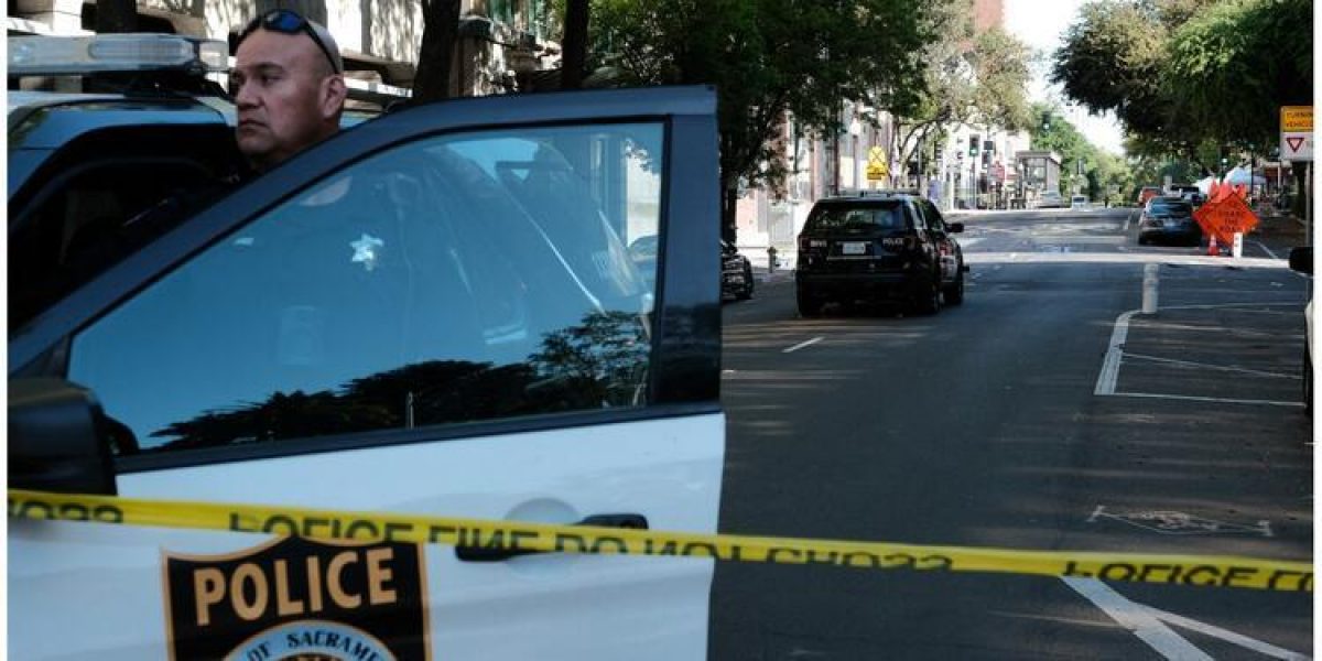 Noticia: Un hombre fue detenido por amenazas de bomba y de tiroteo en Los Ángeles Un hombre fue detenido por amenazas de bomba y de tiroteo en Los Ángeles