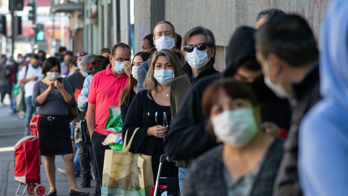 Noticia: Chile acumula casi 350.000 casos de contagios de coronavirus y 9.240 fallecidos Chile acumula casi 350.000 casos de contagios de coronavirus y 9.240 fallecidos
