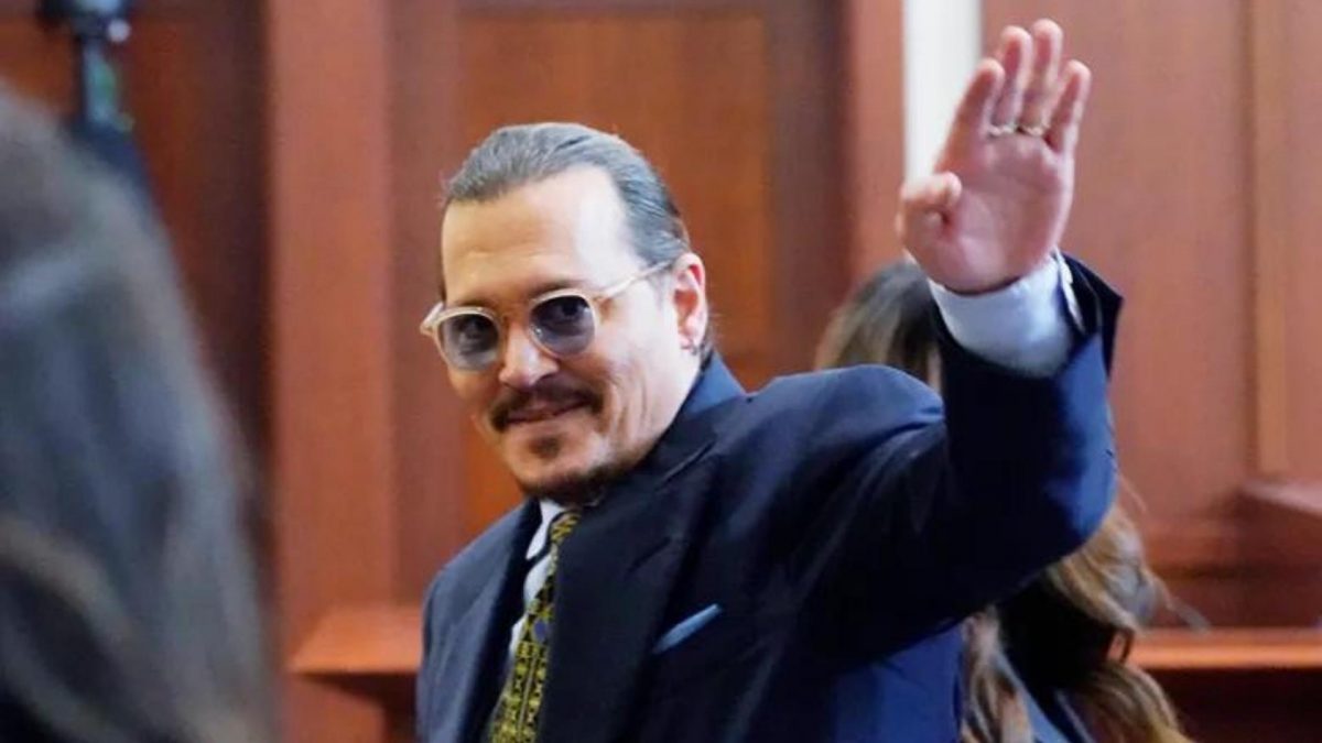 Noticia: Johnny Depp se gastó 50 mil dólares en una cena de celebración tras ganar el juicio a Amber Heard Johnny Depp se gastó 50 mil dólares en una cena de celebración tras ganar el juicio a Amber Heard